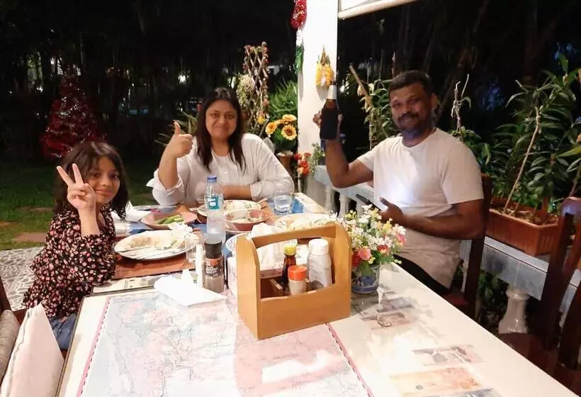 Fotos del hotel Smile House And Pool:  25