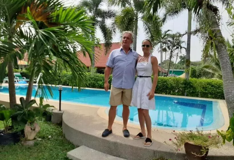 Fotos del hotel Smile House And Pool:  20