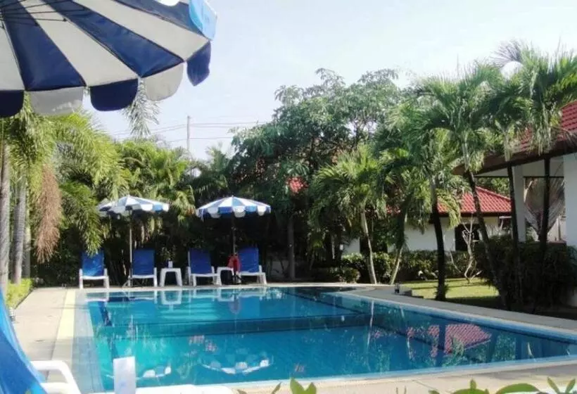 Smile House And Pool