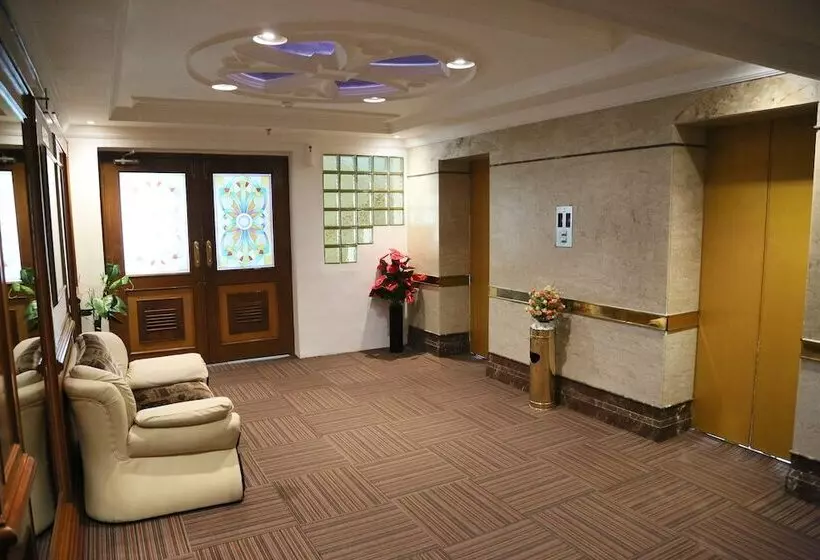 Fotos del hotel Benzz Park:  25