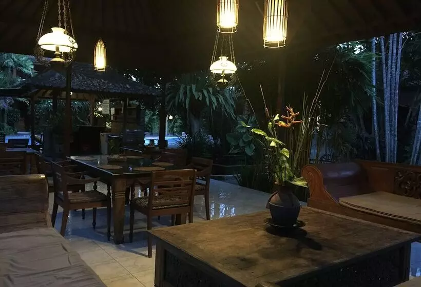 Fotos del hotel Bumi Ayu Bungalow Sanur:  14