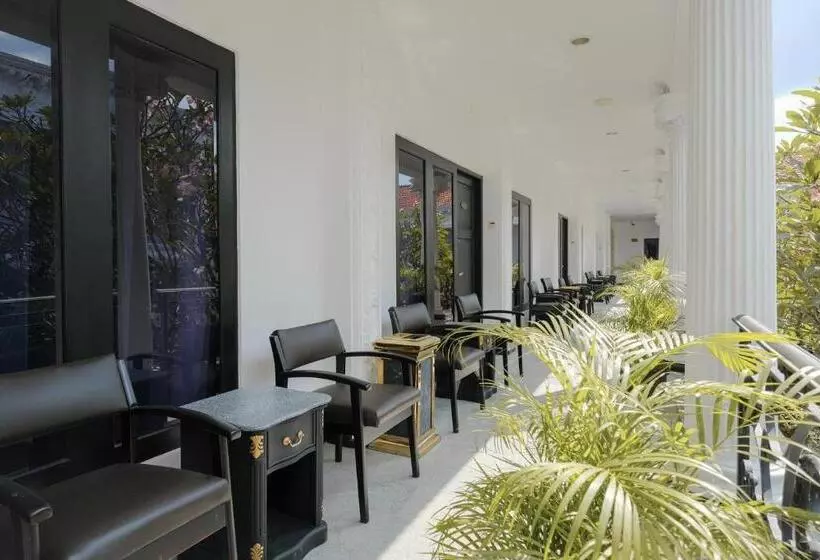 Fotos del hotel The Grand Palace Hotel  Yogyakarta:  5