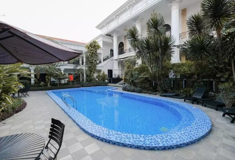 Fotos del hotel The Grand Palace Hotel  Yogyakarta:  13