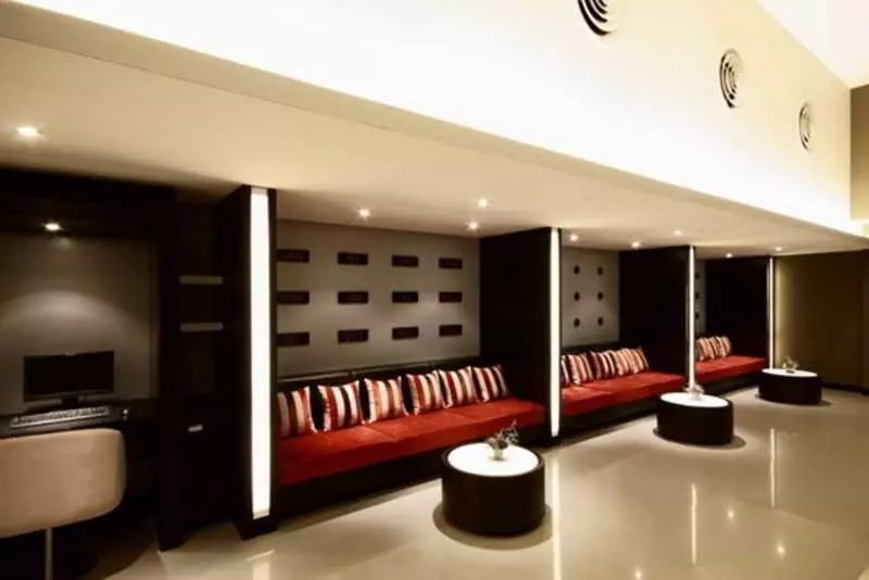 Fotos del hotel Tsix5:  3