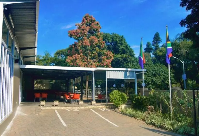 Fotos del hotel Essenwood Park Hotel:  2