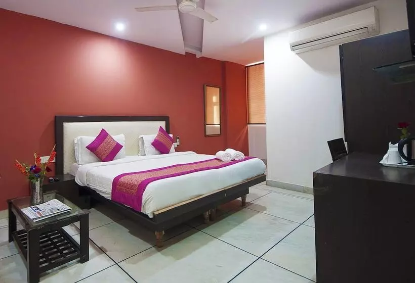 Fotos del hotel Apra International:  9