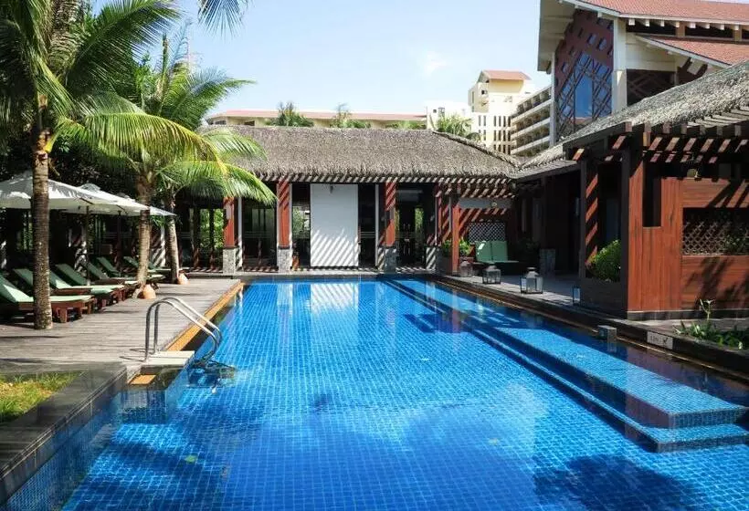 Fotos del hotel Crowne Plaza Danang:  3