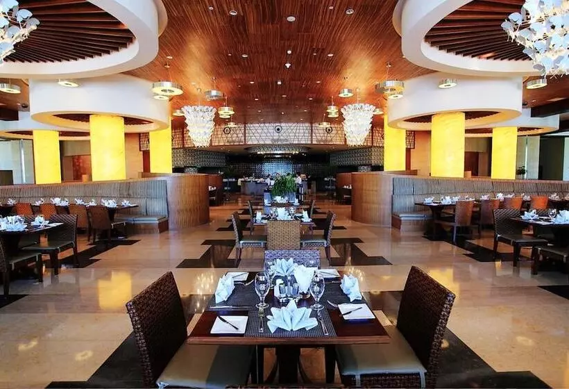 Fotos del hotel Crowne Plaza Danang:  6