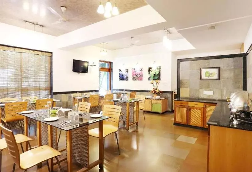 Fotos del hotel Isis Suites:  4