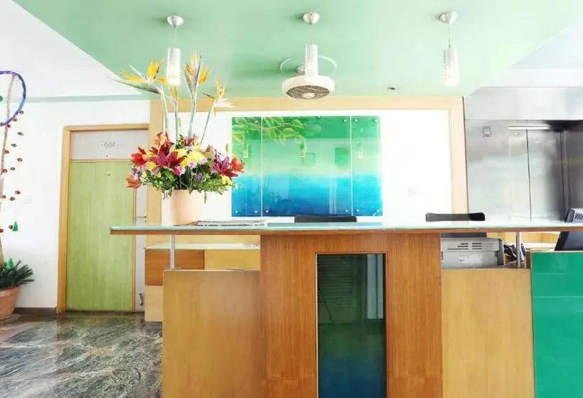 Fotos del hotel Isis Suites:  5