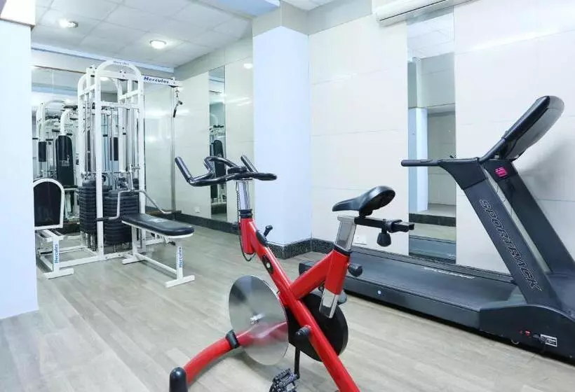 Fotos del hotel Isis Suites:  3