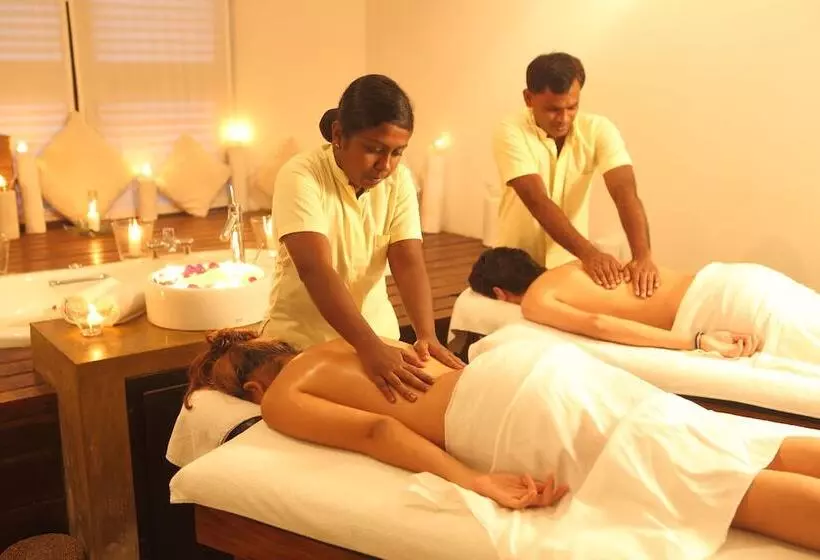 Fotos del hotel Jetwing Blue:  8