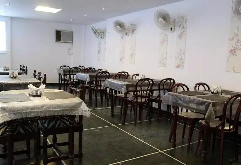 Fotos del hotel Sarthak Palace:  4