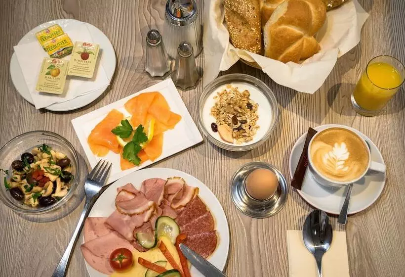 Fotos del hotel Schwarzer Bär:  2