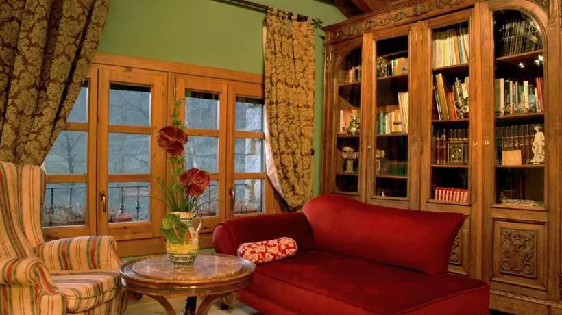 Fotos del hotel Selba D'ansils:  16