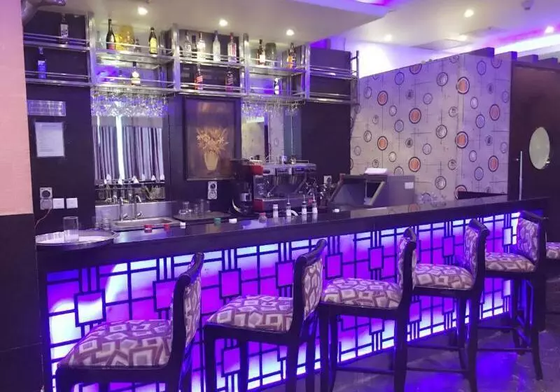 Fotos del hotel Signature Grand:  7