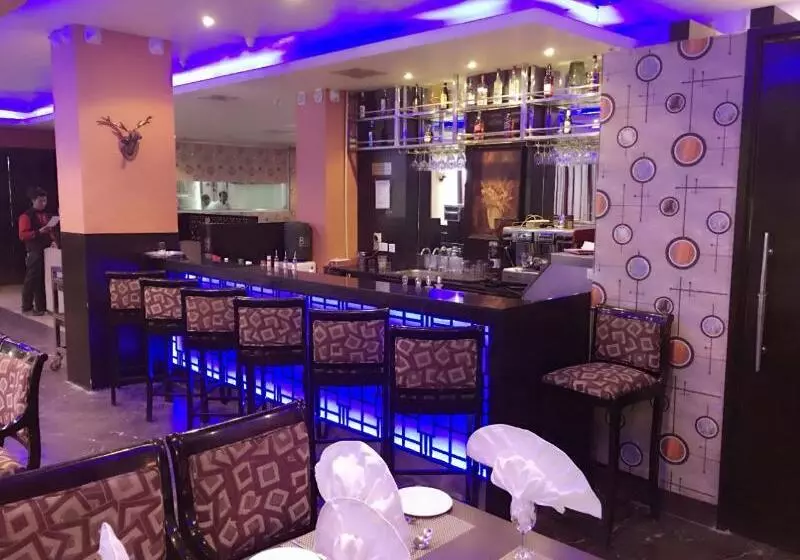 Fotos del hotel Signature Grand:  4