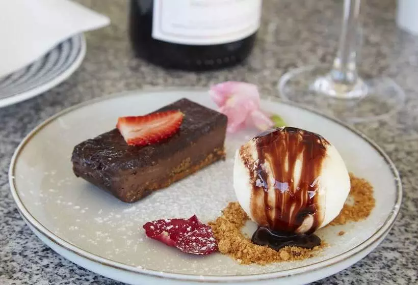 Fotos del hotel The Hyde Allsuite:  10