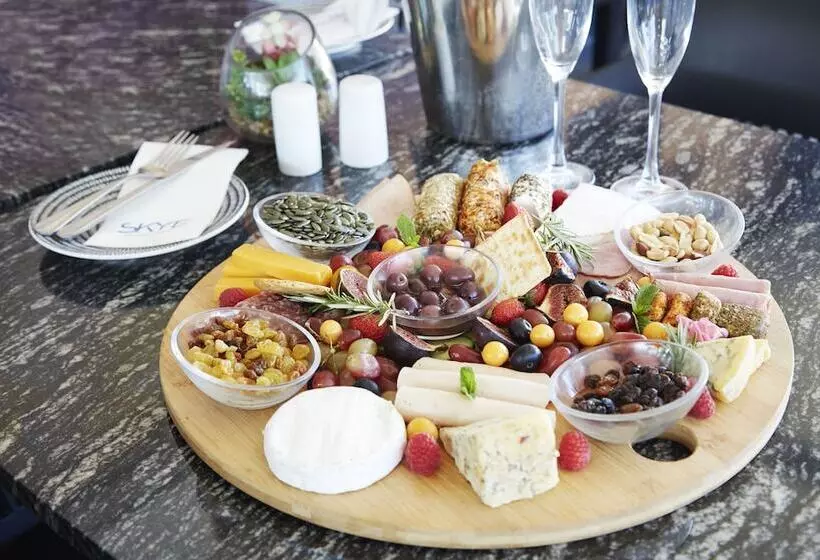 Fotos del hotel The Hyde Allsuite:  2