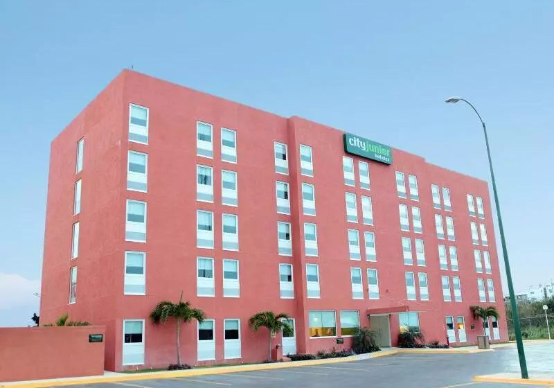 Fotos del hotel City Express Junior Cancun:  17