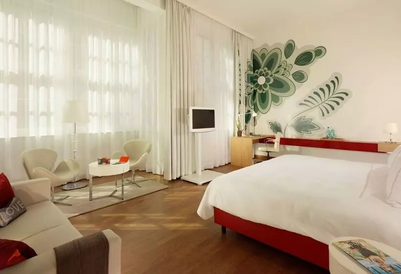 Fotos del hotel Hyperion Hotel Dresden Am Schloss:  8