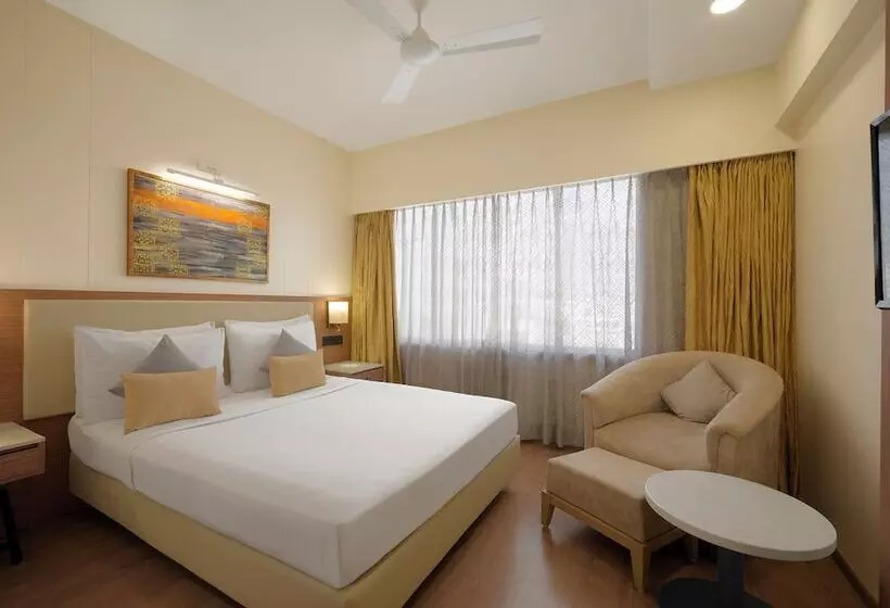 Fotos del hotel Surestay Plus  By Best Western Indore:  19