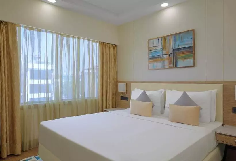 Fotos del hotel Surestay Plus  By Best Western Indore:  21