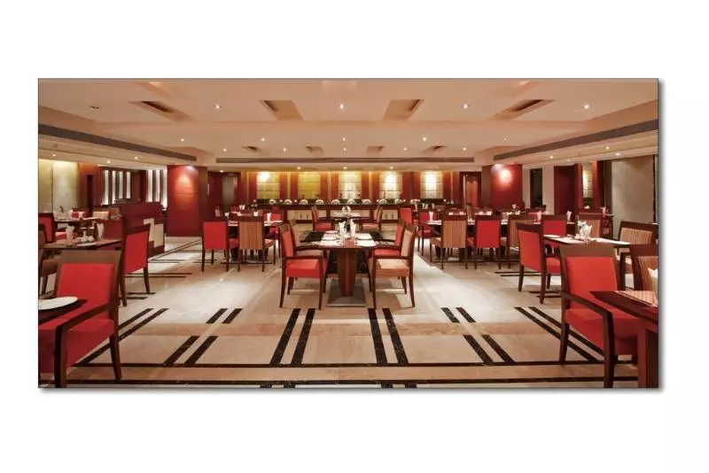 Fotos del hotel Surestay Plus  By Best Western Indore:  8