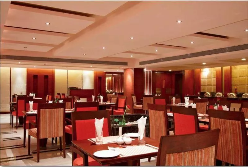 Fotos del hotel Surestay Plus  By Best Western Indore:  10