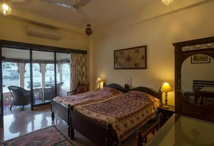 Fotos del hotel Lake Pichola Hotel:  20