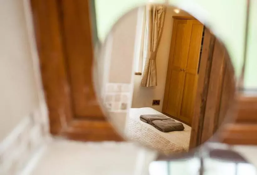 Fotos del hotel Acorns Guest House:  3