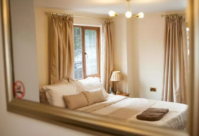 Fotos del hotel Acorns Guest House:  25