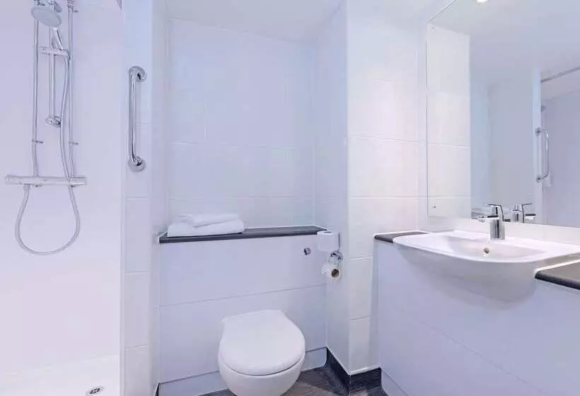 Fotos del hotel Travelodge Bournemouth Seafront:  4