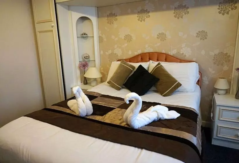 Fotos del hotel The Ridings Guest House:  13