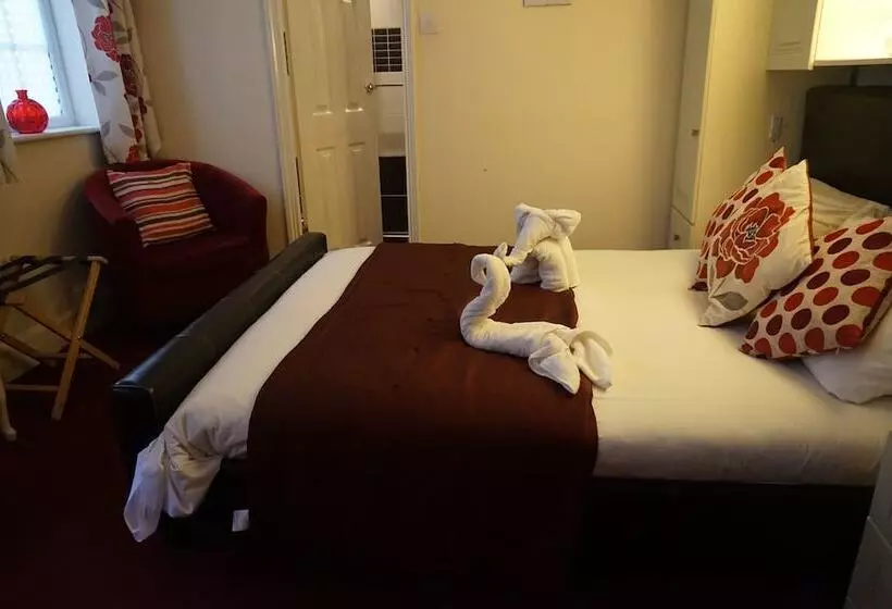 Fotos del hotel The Ridings Guest House:  14