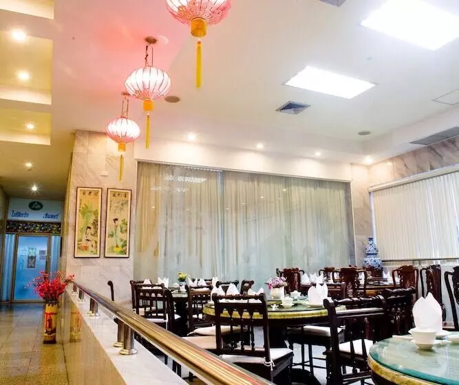 Fotos del hotel Jolly Suites & Spa Thaphra:  5