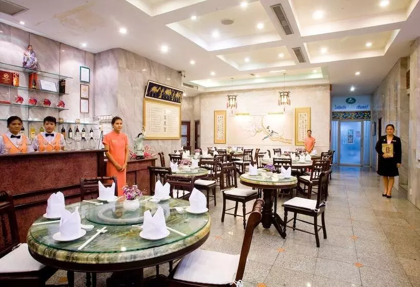 Fotos del hotel Jolly Suites & Spa Thaphra:  9