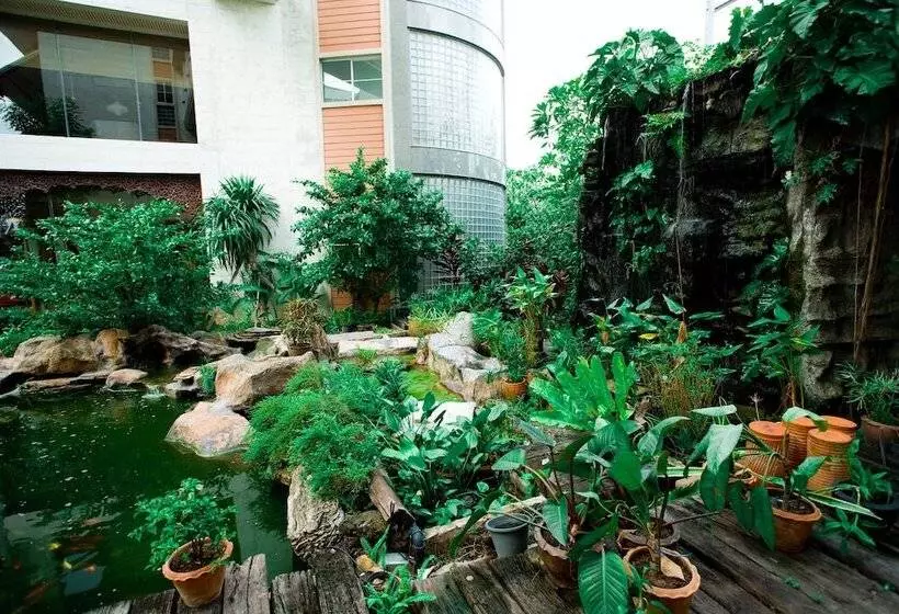 Fotos del hotel Jolly Suites & Spa Thaphra:  6