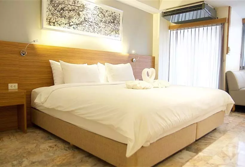 Fotos del hotel Jolly Suites & Spa Thaphra:  2