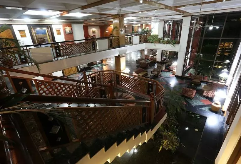 Fotos del hotel Pokhara Grande:  3