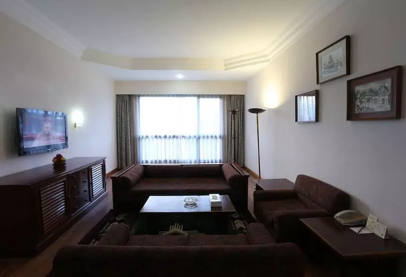 Fotos del hotel Pokhara Grande:  22
