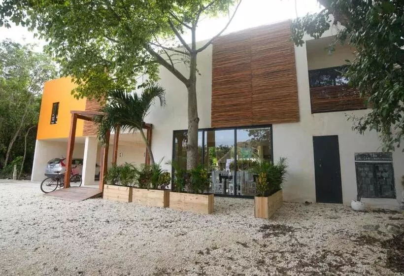 Fotos del hotel Uolis Nah:  17