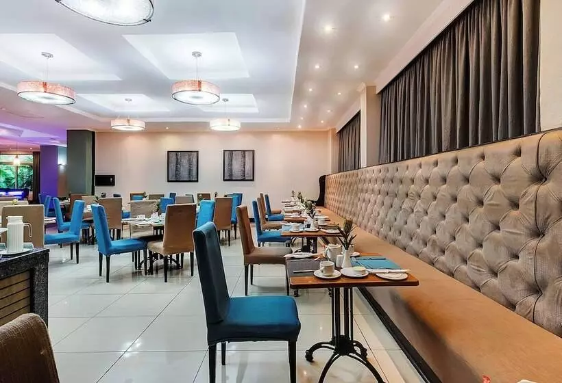 Fotos del hotel Protea Hotel By Marriott Lusaka:  11