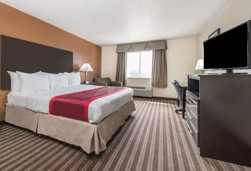 Days Inn & Suites By Wyndham Dallas