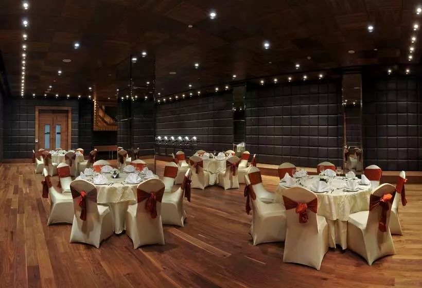 Fotos del hotel Radisson Blu Hotel New Delhi Paschim Vihar:  14