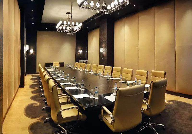 Fotos del hotel Radisson Blu Hotel New Delhi Paschim Vihar:  6