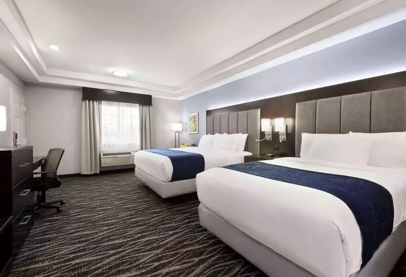 Fotos del hotel Days Inn & Suites By Wyndham Houston Hobby Airport:  7