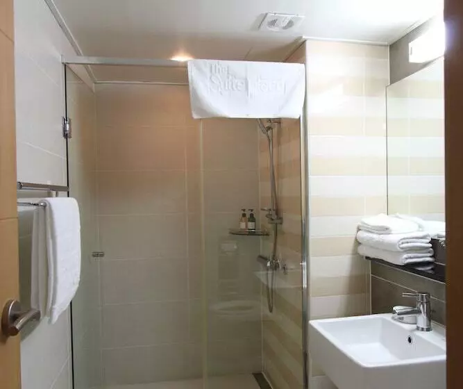 Fotos del hotel The Suite Place Serviced Residences:  6
