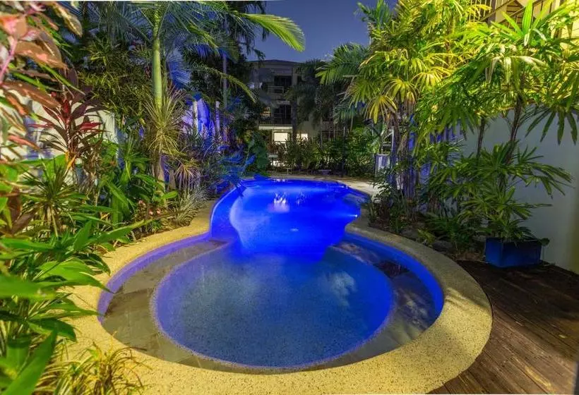 Fotos del hotel Sea Point On Trinity Beach:  3