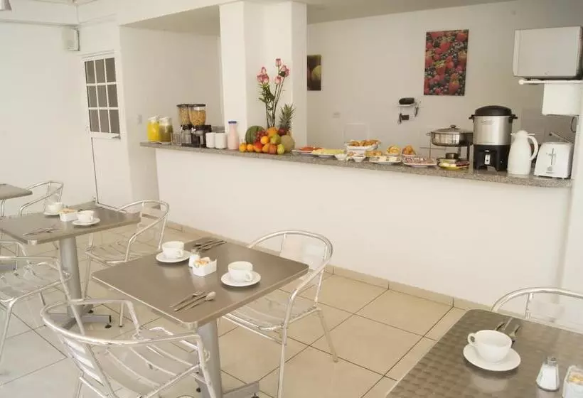 Fotos del hotel Basic Ms Centenario:  4